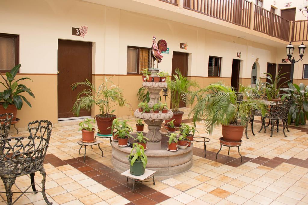Hotel Cervantino Tapachula Extérieur photo